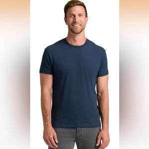 Men's True Classic Short Sleeve Crew Neck T-Shirt in Midnight Blue